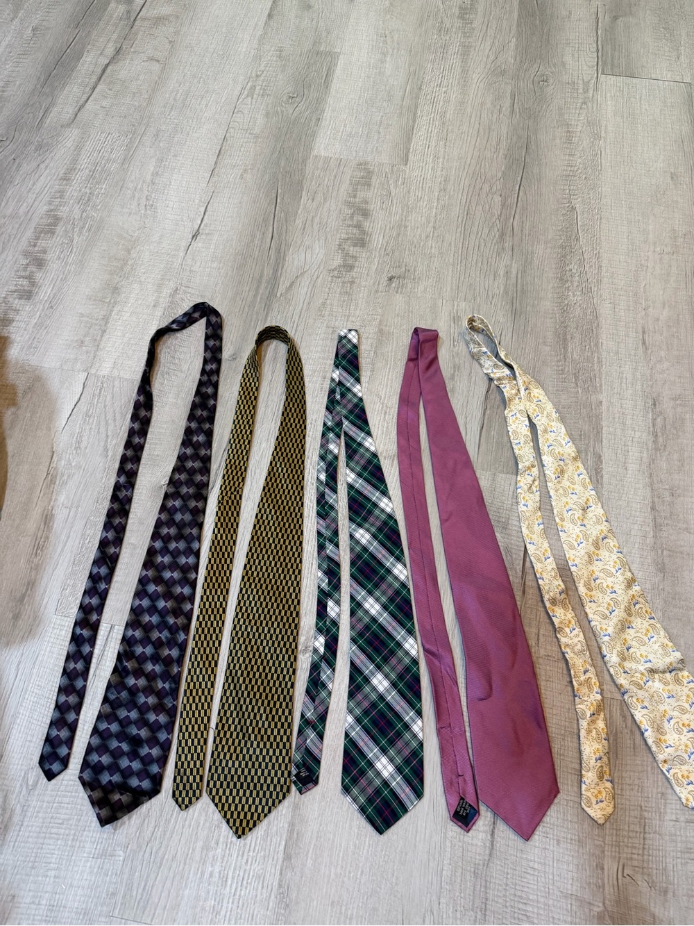 Men's Solid Mauve Neck Tie - Unbranded